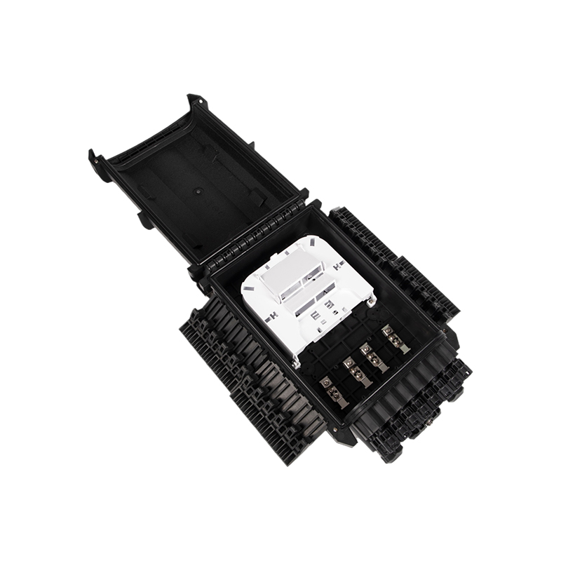 SP-F200-B open enclosure and internal configuration from supplied product photographs